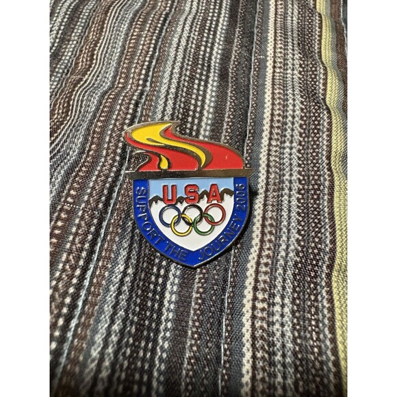 VISA Support The Journey 2006 USA Team Olympic Rings Torch Fire Enamel Lapel Pin - Picture 4 of 8